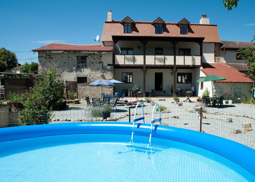 L'Ancien Presbytère Chambres D'hote ou Gite Le Dorat Esterno foto
