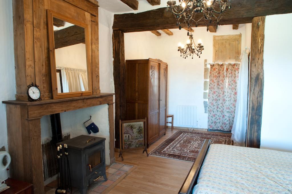 L'Ancien Presbytère Chambres D'hote ou Gite Le Dorat Camera foto