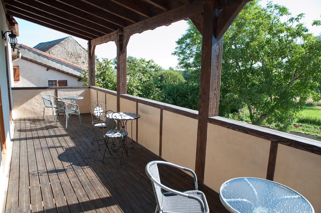 L'Ancien Presbytère Chambres D'hote ou Gite Le Dorat Esterno foto
